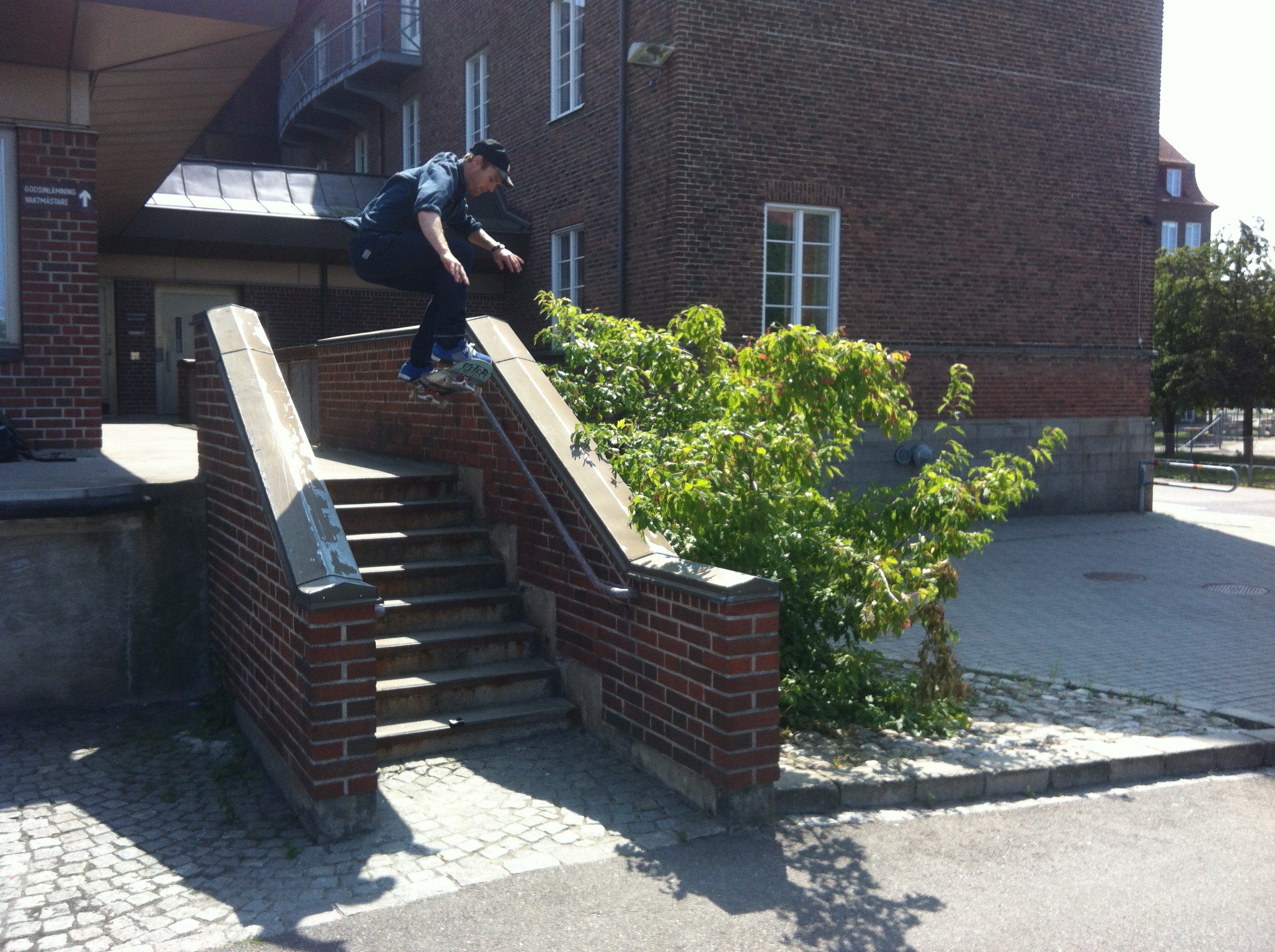 Mads Christensen Pierre Stachurska Chris Larsson Rasmus Razz Pedersen Henrik Bønk Linden Skateboarding Malmø street tur mission skateboard trip labcph labforum lab skate shop local shop copenhagen represent