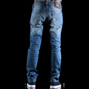 Levis Skateboarding - Levi´s Black Tab 111 Skinny Jean