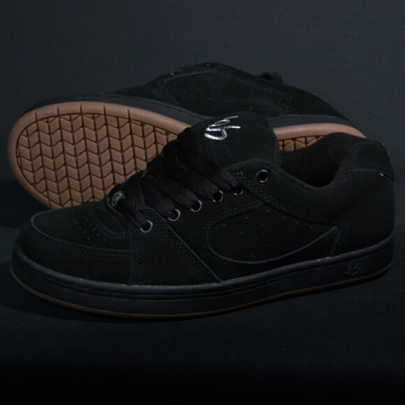 és - Es - Accel Black