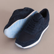Reebok Classic - Reebok Classic CL Nylon Tech Sneaker
