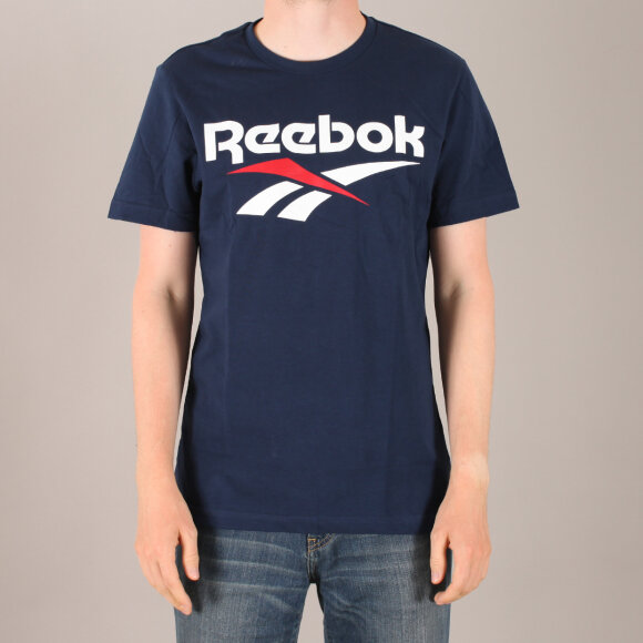 Reebok Classic - Reebok Classic Chest Vector T-Shirt