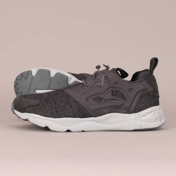 Reebok Classic - Reebok Classic Furylite Sneaker