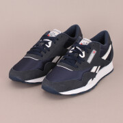 Reebok Classic - Reebok Classic CL Nylon Sneaker