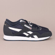 Reebok Classic - Reebok Classic CL Nylon Sneaker