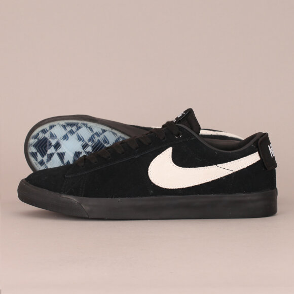 Nike SB - Nike SB Zoom Blazer Low GT Shoe