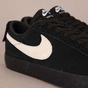 Nike SB - Nike SB Zoom Blazer Low GT Shoe