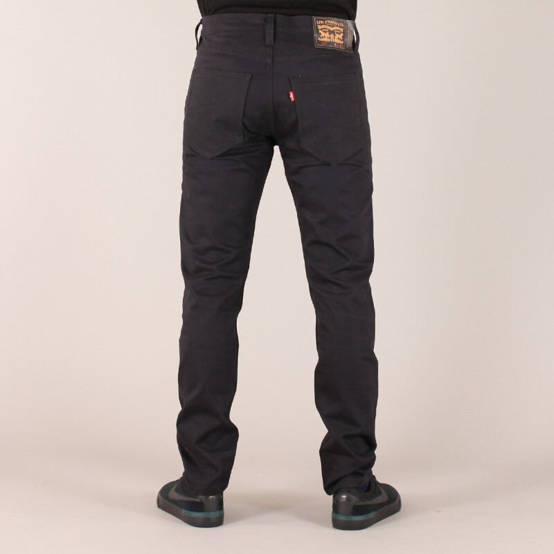 Levi's skateboarding deals 512