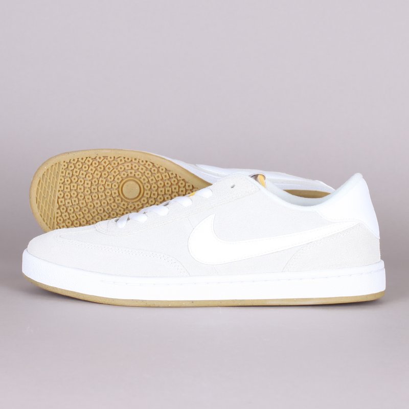 nike sb fc standard white