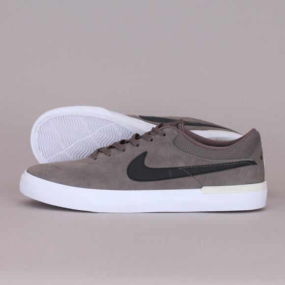 Nike SB - Nike SB Koston Hypervulc Skate Shoe