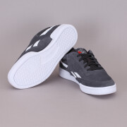 Reebok Classic - Reebok Revenge Plus Sneaker Reebok Classic - Reebok Revenge Plus Sneaker