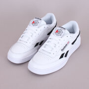 Reebok Classic - Reebok Revenge Plus MU Sneaker