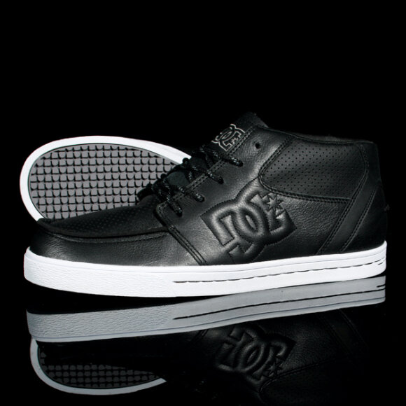 DC - Relax Mid (Black)