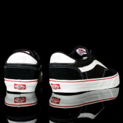 Vans - AV6 (Black/White)