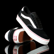 Vans - AV6 (Black/White)