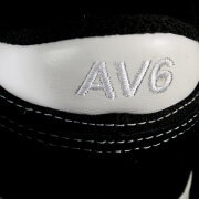 Vans - AV6 (Black/White)