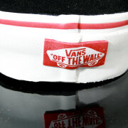 Vans - AV6 (Black/White)
