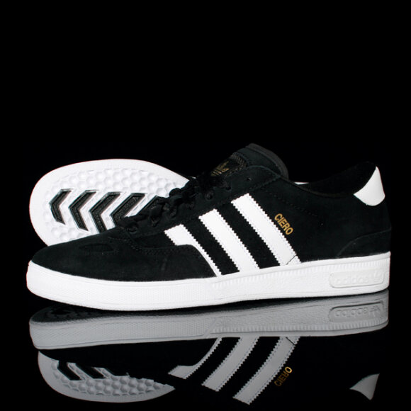 Adidas Skateboarding - Ciero (Black Suede/RunWhite)